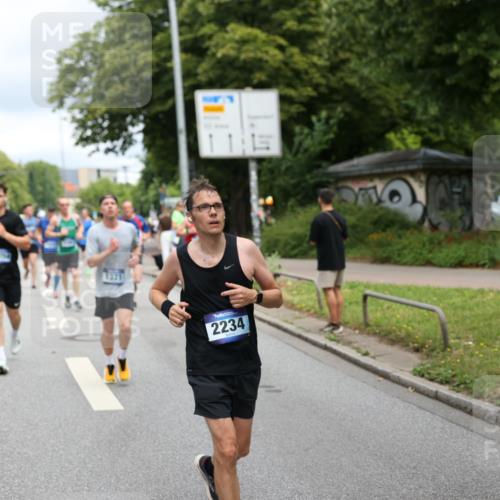 29.06.2025 - hella hamburg halbmarathon Yannick Fuchs http://msf.ph/oto/8197052 29.06.2025 10:44:25 20KM 1119, 1216, 1321, 1399, 1507, 1630, 2020, 2234, 2788, 3296, 3852, 3947, 4127, 4247, 4346, 4933, 5894, 6662, 6795, 7176, 8153, 8313, 8572, 8576, 8657, 8689, 8704, 8899, 9031, 9303, 10371, 10480, 10750, 11356, 11455, 11607, 12235, 12527, 12624, 12733, 13282, 13463, 13609, 13758, 13812, 14257, 14562, 15803, 15950, 16000, 16242, 16716, 16732, 16806, 16887, 17247, 17282, 17319, 18066, 18228, 18229, 18370, 18451, 18499, 18657, 18658, 18811, 18884 meine-sportfotos.de