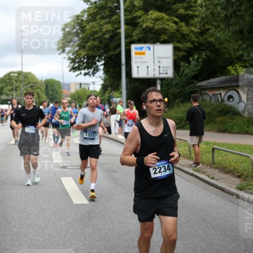 29.06.2025 - hella hamburg halbmarathon Yannick Fuchs http://msf.ph/oto/8197109 29.06.2025 10:44:25 20KM 1119, 1216, 1321, 1399, 1507, 1630, 2020, 2234, 2788, 3296, 3852, 3947, 4127, 4247, 4346, 4933, 5894, 6662, 6795, 7176, 8153, 8313, 8572, 8576, 8657, 8689, 8704, 8899, 9031, 9303, 10371, 10480, 10750, 11356, 11455, 11607, 12235, 12527, 12624, 12733, 13282, 13463, 13609, 13758, 13812, 14257, 14562, 15803, 15950, 16000, 16242, 16716, 16732, 16806, 16887, 17247, 17282, 17319, 18066, 18228, 18229, 18370, 18451, 18499, 18657, 18658, 18811, 18884 meine-sportfotos.de