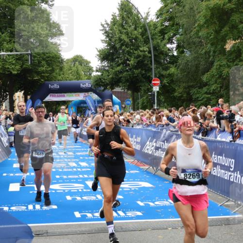 29.06.2025 - hella hamburg halbmarathon Zöllner http://msf.ph/oto/8197277 29.06.2025 10:46:09 Ziel 1759, 2707, 3087, 5648, 6460, 7961, 8269, 9585, 11125, 11936, 12269, 13630, 14804, 16136, 16466, 16475, 18081, 18702 meine-sportfotos.de