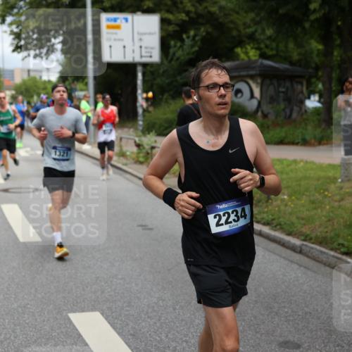 29.06.2025 - hella hamburg halbmarathon Yannick Fuchs http://msf.ph/oto/8197324 29.06.2025 10:44:25 20KM 1119, 1216, 1321, 1399, 1507, 1630, 2020, 2234, 2788, 3296, 3852, 3947, 4127, 4247, 4346, 4933, 5894, 6662, 6795, 7176, 8153, 8313, 8572, 8576, 8657, 8689, 8704, 8899, 9031, 9303, 10371, 10480, 10750, 11356, 11455, 11607, 12235, 12527, 12624, 12733, 13282, 13463, 13609, 13758, 13812, 14257, 14562, 15803, 15950, 16000, 16242, 16716, 16732, 16806, 16887, 17247, 17282, 17319, 18066, 18228, 18229, 18370, 18451, 18499, 18657, 18658, 18811, 18884 meine-sportfotos.de