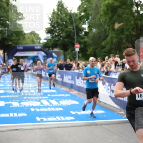 29.06.2025 - hella hamburg halbmarathon Zöllner http://msf.ph/oto/8197365 29.06.2025 10:35:44 Ziel 4062, 12462, 12899, 14841, 16119, 16123, 18841 meine-sportfotos.de