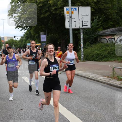 29.06.2025 - hella hamburg halbmarathon Yannick Fuchs http://msf.ph/oto/8197573 29.06.2025 10:31:44 20KM 1411, 2767, 4860, 4865, 5003, 5092, 5307, 5315, 6123, 6529, 7310, 7482, 8362, 9178, 9296, 9914, 10680, 10738, 11833, 13141, 13854, 13972, 14387, 14459, 14691, 14934, 15178, 15261, 15939, 16523, 17024, 17125, 17137, 17306, 17658, 17723, 18062, 18159, 18384, 18824 meine-sportfotos.de