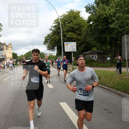 29.06.2025 - hella hamburg halbmarathon Yannick Fuchs http://msf.ph/oto/8197670 29.06.2025 10:44:27 20KM 1119, 1216, 1321, 1399, 1507, 1630, 2020, 2234, 3296, 3852, 3947, 4127, 4346, 4933, 5894, 6662, 6795, 7176, 7930, 7932, 8153, 8313, 8572, 8657, 8704, 8899, 9031, 9303, 10371, 10480, 10750, 11356, 11455, 11607, 12235, 12527, 12624, 12733, 13008, 13282, 13463, 13609, 13758, 13812, 14034, 14257, 15803, 15950, 16000, 16242, 16716, 16732, 16806, 16887, 17247, 17319, 17384, 18066, 18228, 18229, 18370, 18451, 18499, 18657, 18658, 18811, 18884 meine-sportfotos.de