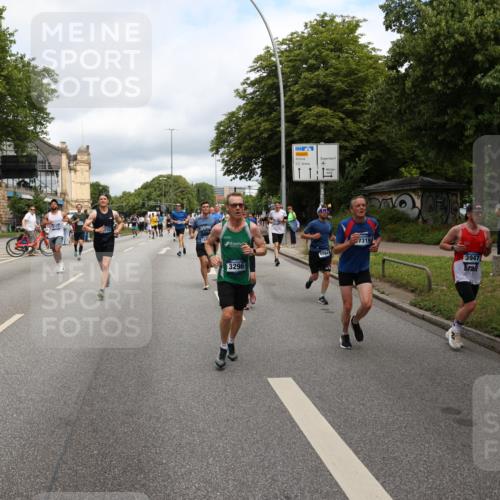 29.06.2025 - hella hamburg halbmarathon Yannick Fuchs http://msf.ph/oto/8197697 29.06.2025 10:44:28 20KM 1119, 1216, 1321, 1399, 1507, 1630, 2020, 2234, 3296, 3852, 3947, 4127, 4346, 4933, 5894, 6662, 6712, 6795, 7176, 7930, 7932, 8153, 8313, 8572, 8657, 8704, 8899, 9031, 9303, 10371, 10750, 11356, 11455, 11607, 12235, 12527, 12624, 13008, 13282, 13609, 13758, 13812, 14034, 14257, 15803, 15950, 16000, 16242, 16716, 16732, 16806, 16887, 17247, 17319, 17384, 18066, 18228, 18229, 18370, 18451, 18499, 18657, 18658, 18811, 18884 meine-sportfotos.de