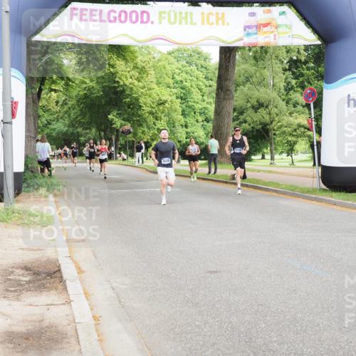 29.06.2025 - hella hamburg halbmarathon MichiJ http://msf.ph/oto/8197830 29.06.2025 10:21:05 Zwischen KM18-KM19 4698, 13617 meine-sportfotos.de
