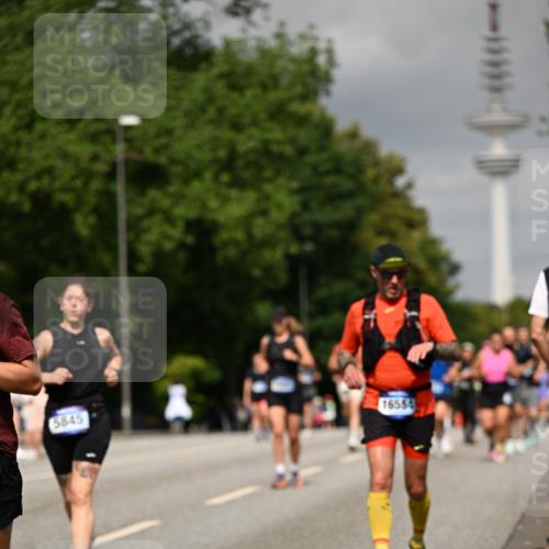 29.06.2025 - hella hamburg halbmarathon Dr. Thomas Lammeyer http://msf.ph/oto/8197881 29.06.2025 10:11:27 Kennedybrücke 1993, 4262, 4502, 5242, 5287, 5807, 5845, 5926, 6517, 6518, 6707, 6713, 6715, 6833, 7503, 8585, 9967, 10283, 10700, 10703, 11114, 11394 meine-sportfotos.de