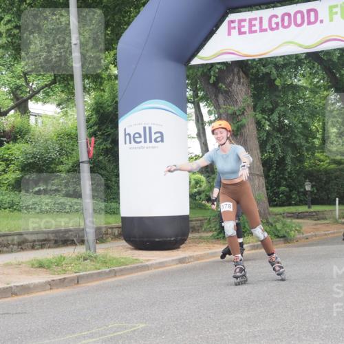 29.06.2025 - hella hamburg halbmarathon KatJ http://msf.ph/oto/8197957 29.06.2025 09:29:39 Zwischen KM18-KM19  meine-sportfotos.de