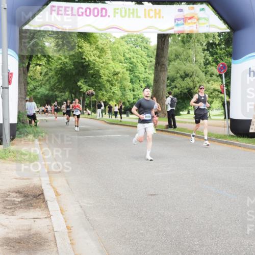 29.06.2025 - hella hamburg halbmarathon MichiJ http://msf.ph/oto/8197965 29.06.2025 10:21:06 Zwischen KM18-KM19 4698, 13617 meine-sportfotos.de