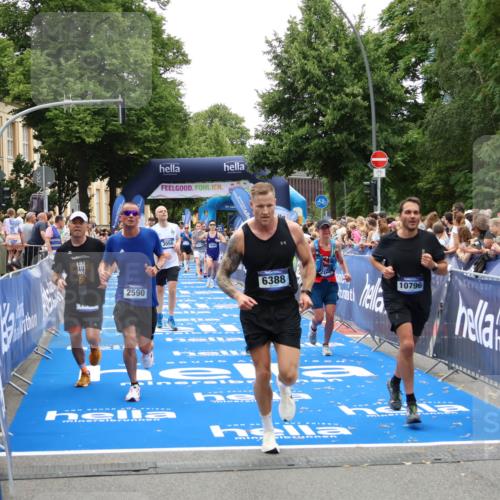 29.06.2025 - hella hamburg halbmarathon Zöllner http://msf.ph/oto/8198058 29.06.2025 10:46:21 Ziel 1569, 1600, 2048, 2590, 3056, 4949, 6388, 6691, 8142, 9497, 10796, 12171, 12651, 13698, 14200, 14262, 17190, 18118, 18211 meine-sportfotos.de