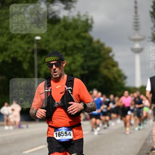 29.06.2025 - hella hamburg halbmarathon Dr. Thomas Lammeyer http://msf.ph/oto/8198102 29.06.2025 10:11:29 Kennedybrücke 1993, 4262, 4502, 5242, 5287, 5807, 5845, 5926, 6517, 6518, 6707, 6713, 6715, 6833, 7503, 8585, 9967, 10283, 10700, 10703, 11114, 11394 meine-sportfotos.de