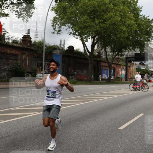 29.06.2025 - hella hamburg halbmarathon Yannick Fuchs http://msf.ph/oto/8198111 29.06.2025 10:44:31 20KM 1119, 1321, 1399, 1466, 1507, 1630, 1817, 2020, 2234, 3296, 3947, 4127, 4346, 5115, 5894, 6027, 6662, 6712, 6795, 7176, 7583, 7930, 7932, 8153, 8313, 8572, 8657, 8704, 10371, 10750, 11356, 11455, 11607, 12235, 12527, 12624, 13008, 13282, 13609, 13701, 13758, 13812, 13875, 14034, 14257, 15803, 15950, 16242, 16716, 16732, 16806, 17179, 17247, 17319, 17384, 18066, 18228, 18370, 18394, 18499, 18657, 18658, 18811, 18884 meine-sportfotos.de