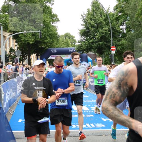 29.06.2025 - hella hamburg halbmarathon Zöllner http://msf.ph/oto/8198133 29.06.2025 10:46:23 Ziel 1600, 2048, 3056, 4949, 6691, 7335, 8142, 9497, 11185, 11773, 12171, 12651, 13698, 14200, 14262, 16127, 17190, 18118, 18211, 18637 meine-sportfotos.de