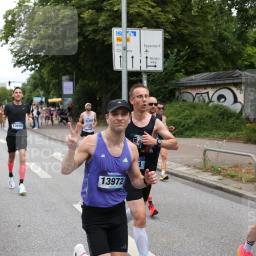 29.06.2025 - hella hamburg halbmarathon Yannick Fuchs http://msf.ph/oto/8198146 29.06.2025 10:31:45 20KM 1411, 2767, 4860, 4865, 5003, 5092, 5307, 5315, 6123, 6458, 6529, 7310, 7482, 8362, 9178, 9296, 9914, 10680, 10738, 11833, 13141, 13854, 13972, 14387, 14459, 14691, 14934, 15178, 15261, 15939, 16523, 16992, 17024, 17125, 17137, 17306, 17658, 17723, 18062, 18159, 18384, 18824 meine-sportfotos.de