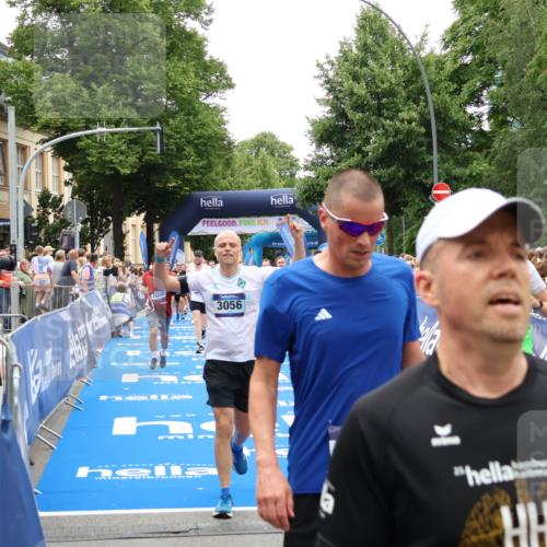 29.06.2025 - hella hamburg halbmarathon Zöllner http://msf.ph/oto/8198179 29.06.2025 10:46:24 Ziel 1600, 2222, 2842, 3056, 6421, 6691, 7335, 8142, 9497, 11185, 11773, 12171, 12651, 13698, 14045, 14200, 14262, 16127, 18118, 18211, 18637 meine-sportfotos.de