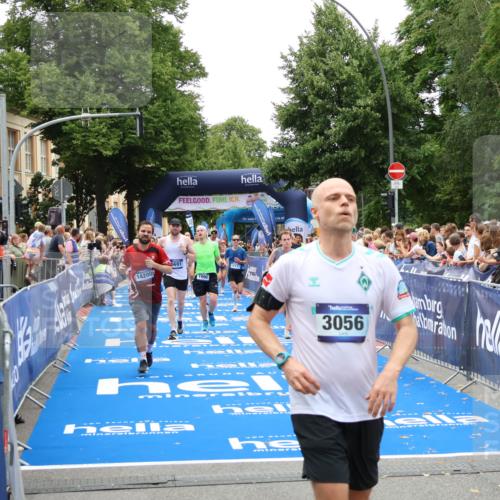 29.06.2025 - hella hamburg halbmarathon Zöllner http://msf.ph/oto/8198223 29.06.2025 10:46:25 Ziel 1600, 2222, 2842, 6421, 6691, 7335, 8142, 11185, 11773, 12171, 12651, 13698, 14045, 14200, 14228, 14262, 14482, 15157, 16127, 18118, 18211, 18637, 19209 meine-sportfotos.de