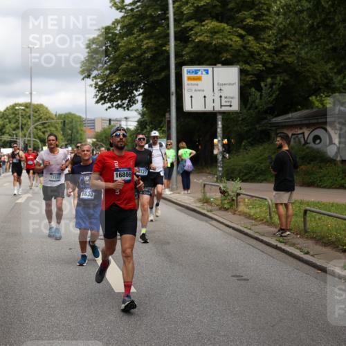 29.06.2025 - hella hamburg halbmarathon Yannick Fuchs http://msf.ph/oto/8198733 29.06.2025 10:44:36 20KM 1119, 1399, 1466, 1507, 1630, 1750, 1817, 2207, 3654, 3947, 4127, 4346, 5115, 6027, 6662, 6712, 6795, 7176, 7397, 7583, 7930, 7932, 8153, 8313, 8572, 8657, 8704, 10371, 10750, 11356, 11455, 11607, 12235, 12527, 12624, 13008, 13609, 13687, 13701, 13812, 13875, 14034, 14257, 14626, 15362, 15395, 15803, 15950, 16242, 16716, 16806, 17179, 17247, 17384, 18066, 18228, 18370, 18394, 18657, 18658, 18811, 18884 meine-sportfotos.de