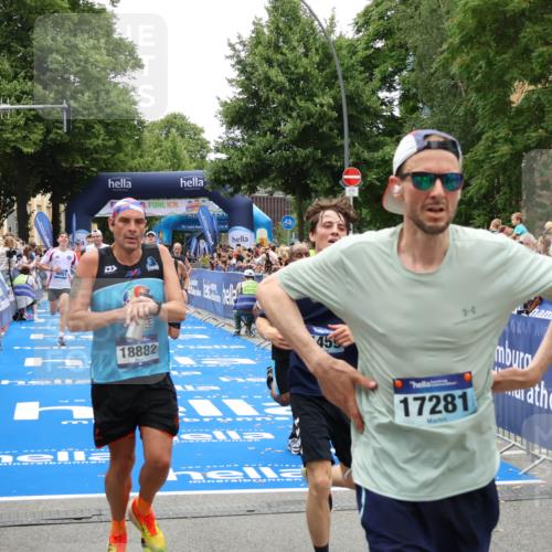 29.06.2025 - hella hamburg halbmarathon Zöllner http://msf.ph/oto/8198793 29.06.2025 10:46:41 Ziel 1920, 1942, 5459, 9051, 13525, 13554, 15026, 15133, 15206, 15714, 16175, 17865, 18297, 18882 meine-sportfotos.de