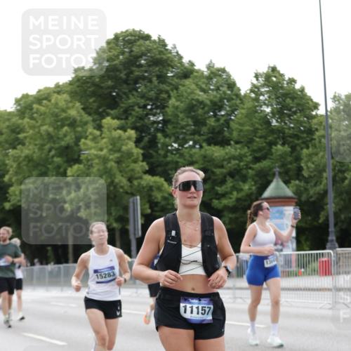 29.06.2025 - hella hamburg halbmarathon Jannik Wohlers http://msf.ph/oto/8199084 29.06.2025 10:25:05 Lombardsbrücke 1093, 1627, 2278, 5028, 6869, 9811, 10845, 10846, 11157, 11662, 13510, 13842, 15016, 15119, 15283, 16421, 16422 meine-sportfotos.de