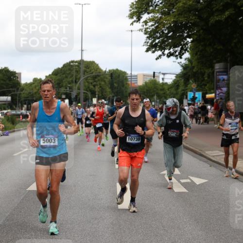 29.06.2025 - hella hamburg halbmarathon Yannick Fuchs http://msf.ph/oto/8199653 29.06.2025 10:31:53 20KM 1290, 1411, 2196, 2767, 4860, 4865, 5003, 5042, 5307, 5923, 6047, 6123, 6458, 7310, 7482, 8362, 9178, 9296, 9914, 10190, 10451, 10738, 13141, 13372, 13854, 13972, 14387, 14459, 14691, 14934, 15178, 15261, 15410, 15939, 16523, 16992, 17125, 17137, 17658, 18159, 18384, 18824, 18986 meine-sportfotos.de