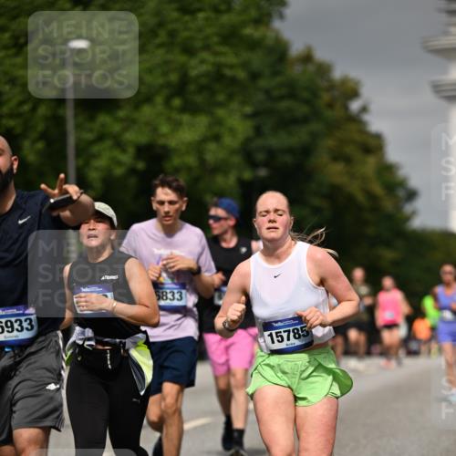 29.06.2025 - hella hamburg halbmarathon Dr. Thomas Lammeyer http://msf.ph/oto/8199809 29.06.2025 10:11:38 Kennedybrücke 1893, 1993, 2136, 3929, 4262, 5242, 5845, 5899, 5926, 6196, 6517, 6518, 6707, 6713, 6715, 6833, 7503, 7760, 8585, 9967, 10283, 10700, 10703, 11114 meine-sportfotos.de