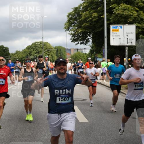 29.06.2025 - hella hamburg halbmarathon Yannick Fuchs http://msf.ph/oto/8200631 29.06.2025 10:44:42 20KM 1119, 1399, 1461, 1466, 1507, 1630, 1750, 1817, 2207, 3654, 4127, 4346, 5115, 6027, 6662, 6712, 6795, 7052, 7176, 7397, 7583, 7930, 7932, 8117, 8572, 8657, 8704, 8819, 9057, 10371, 11356, 11455, 11607, 12624, 13008, 13609, 13687, 13701, 13875, 14034, 14257, 14626, 15362, 15395, 15803, 15950, 16716, 16806, 17179, 17221, 17247, 17384, 18006, 18066, 18370, 18394, 18489, 18657, 18658, 18811 meine-sportfotos.de