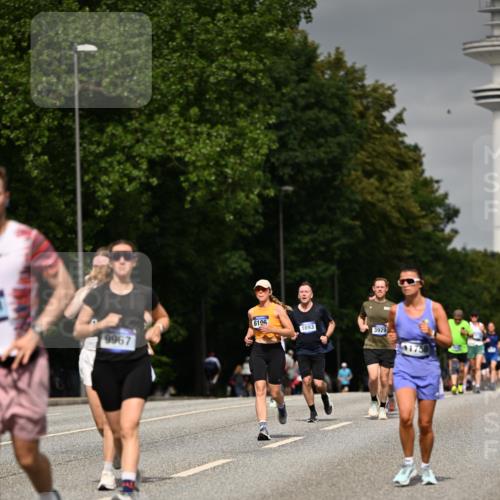 29.06.2025 - hella hamburg halbmarathon Dr. Thomas Lammeyer http://msf.ph/oto/8200715 29.06.2025 10:11:42 Kennedybrücke 1893, 1993, 2136, 3929, 4262, 5242, 5899, 5926, 6196, 6517, 6518, 6707, 6713, 6715, 6833, 7503, 7760, 8585, 9967, 10283, 10700 meine-sportfotos.de