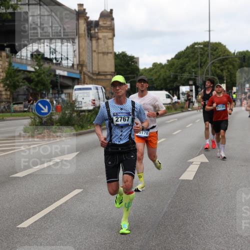 29.06.2025 - hella hamburg halbmarathon Yannick Fuchs http://msf.ph/oto/8200871 29.06.2025 10:32:00 20KM 1290, 2196, 2767, 4860, 4865, 5003, 5042, 5307, 5923, 6047, 6123, 6458, 7310, 9178, 9914, 10190, 10451, 10738, 12739, 12900, 13141, 13372, 13854, 14387, 14459, 14691, 14934, 15178, 15261, 15410, 15939, 16992, 17125, 17137, 17658, 18159, 18216, 18357, 18986 meine-sportfotos.de