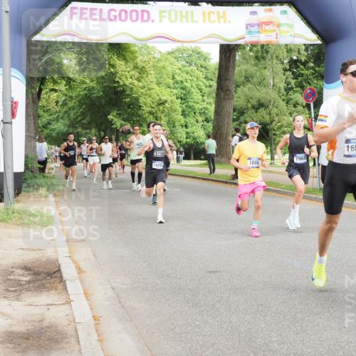 29.06.2025 - hella hamburg halbmarathon MichiJ http://msf.ph/oto/8200919 29.06.2025 10:21:32 Zwischen KM18-KM19 1686, 5070, 7965, 8883, 11199, 14293, 15054, 16505 meine-sportfotos.de