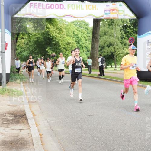 29.06.2025 - hella hamburg halbmarathon MichiJ http://msf.ph/oto/8200976 29.06.2025 10:21:33 Zwischen KM18-KM19 1686, 5070, 7965, 8883, 10484, 11169, 11199, 14293, 15054, 16505 meine-sportfotos.de