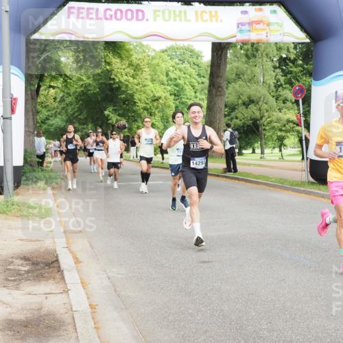 29.06.2025 - hella hamburg halbmarathon MichiJ http://msf.ph/oto/8201012 29.06.2025 10:21:33 Zwischen KM18-KM19 1686, 5070, 7965, 8883, 10484, 11169, 11199, 14293, 15054, 16505 meine-sportfotos.de