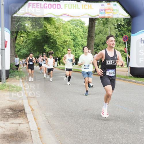 29.06.2025 - hella hamburg halbmarathon MichiJ http://msf.ph/oto/8201087 29.06.2025 10:21:33 Zwischen KM18-KM19 1686, 5070, 7965, 8883, 10484, 11169, 11199, 14293, 15054, 16505 meine-sportfotos.de