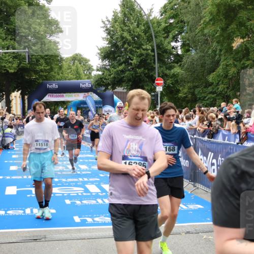 29.06.2025 - hella hamburg halbmarathon Zöllner http://msf.ph/oto/8201127 29.06.2025 10:47:26 Ziel 51, 1012, 2274, 2839, 2864, 2869, 5024, 5650, 6168, 6203, 8693, 9305, 10423, 11077, 11491, 11518, 13782, 14722, 15350, 15611, 15923, 16089, 16819, 18758, 18974 meine-sportfotos.de