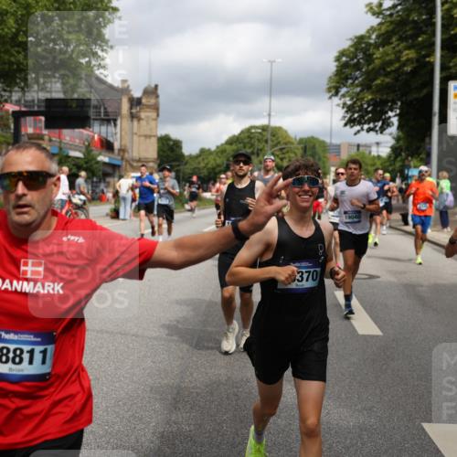 29.06.2025 - hella hamburg halbmarathon Yannick Fuchs http://msf.ph/oto/8201134 29.06.2025 10:44:44 20KM 1119, 1399, 1461, 1466, 1507, 1630, 1750, 1817, 2207, 3654, 4077, 4127, 4346, 5018, 5115, 6027, 6662, 6712, 6795, 7052, 7134, 7176, 7397, 7583, 7930, 7932, 8117, 8572, 8704, 8819, 9057, 10371, 11356, 11455, 11607, 12624, 13008, 13687, 13701, 13875, 14034, 14257, 14626, 15362, 15395, 15803, 15950, 16716, 16806, 17179, 17221, 17247, 17384, 18006, 18066, 18370, 18394, 18489, 18657, 18658, 18811 meine-sportfotos.de