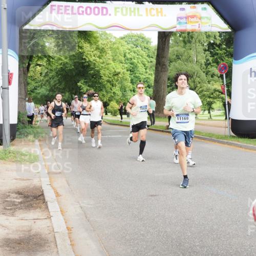 29.06.2025 - hella hamburg halbmarathon MichiJ http://msf.ph/oto/8201168 29.06.2025 10:21:34 Zwischen KM18-KM19 1686, 5070, 7965, 8883, 10484, 11169, 11199, 14293, 15054, 15826, 16505, 18099 meine-sportfotos.de