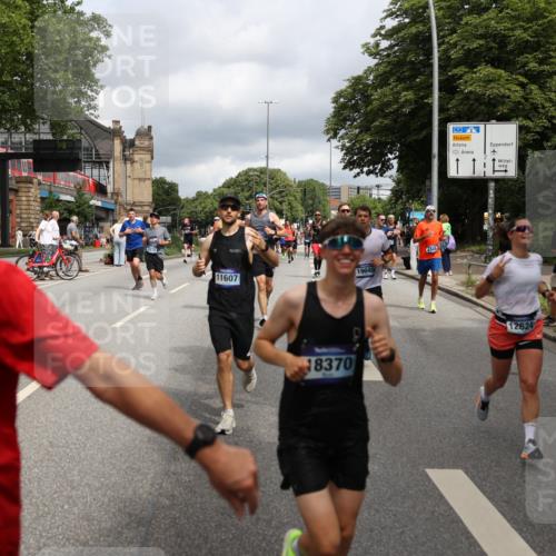 29.06.2025 - hella hamburg halbmarathon Yannick Fuchs http://msf.ph/oto/8201211 29.06.2025 10:44:44 20KM 1119, 1399, 1461, 1466, 1507, 1630, 1750, 1817, 2207, 3654, 4077, 4127, 4346, 5018, 5115, 6027, 6662, 6712, 6795, 7052, 7134, 7176, 7397, 7583, 7930, 7932, 8117, 8572, 8704, 8819, 9057, 10371, 11356, 11455, 11607, 12624, 13008, 13687, 13701, 13875, 14034, 14257, 14626, 15362, 15395, 15803, 15950, 16716, 16806, 17179, 17221, 17247, 17384, 18006, 18066, 18370, 18394, 18489, 18657, 18658, 18811 meine-sportfotos.de