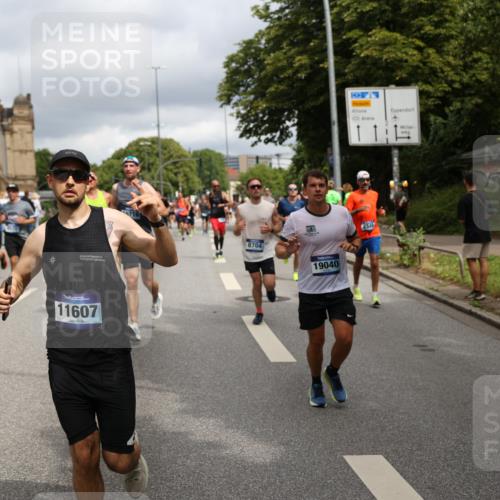 29.06.2025 - hella hamburg halbmarathon Yannick Fuchs http://msf.ph/oto/8201392 29.06.2025 10:44:44 20KM 1119, 1399, 1461, 1466, 1507, 1630, 1750, 1817, 2207, 3654, 4077, 4127, 4346, 5018, 5115, 6027, 6662, 6712, 6795, 7052, 7134, 7176, 7397, 7583, 7930, 7932, 8117, 8572, 8704, 8819, 9057, 10371, 11356, 11455, 11607, 12624, 13008, 13687, 13701, 13875, 14034, 14257, 14626, 15362, 15395, 15803, 15950, 16716, 16806, 17179, 17221, 17247, 17384, 18006, 18066, 18370, 18394, 18489, 18657, 18658, 18811 meine-sportfotos.de