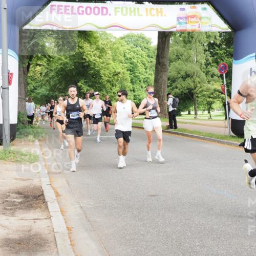 29.06.2025 - hella hamburg halbmarathon MichiJ http://msf.ph/oto/8201440 29.06.2025 10:21:36 Zwischen KM18-KM19 1686, 5070, 7965, 8883, 10484, 11169, 11199, 14293, 15826, 16505, 18099 meine-sportfotos.de