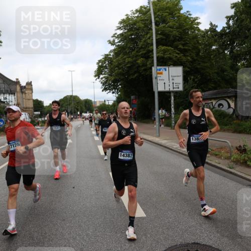 29.06.2025 - hella hamburg halbmarathon Yannick Fuchs http://msf.ph/oto/8201499 29.06.2025 10:32:03 20KM 1290, 2196, 2404, 2767, 3790, 4860, 5042, 5307, 5923, 6047, 6123, 6458, 7310, 9178, 9914, 10190, 10451, 11423, 12739, 12900, 13141, 13372, 13854, 14387, 14459, 14691, 14934, 15178, 15410, 15939, 16992, 17125, 17137, 18103, 18159, 18216, 18357, 18986 meine-sportfotos.de