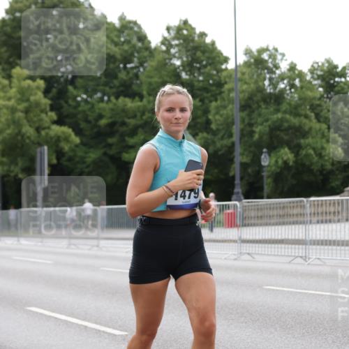 29.06.2025 - hella hamburg halbmarathon Jannik Wohlers http://msf.ph/oto/8201767 29.06.2025 10:25:30 Lombardsbrücke 1479, 1481, 3765, 4378, 4797, 5497, 6663, 8881, 10104, 10219, 11139, 11596, 11699, 11828, 11859, 12074, 12505, 12838, 12945, 12946, 14179, 14223, 16289, 16354, 16381, 16927, 17369, 19144 meine-sportfotos.de