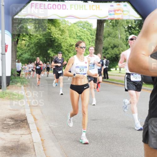 29.06.2025 - hella hamburg halbmarathon MichiJ http://msf.ph/oto/8201809 29.06.2025 10:21:39 Zwischen KM18-KM19 51, 1686, 6358, 7793, 7965, 10484, 11169, 11370, 12987, 14293, 15826, 16957, 18099 meine-sportfotos.de