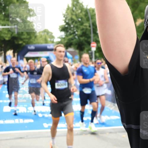 29.06.2025 - hella hamburg halbmarathon Zöllner http://msf.ph/oto/8202106 29.06.2025 10:47:43 Ziel 1320, 2708, 6009, 7962, 10969, 10988, 11283, 13948, 14618, 14619, 15451, 15478, 16205, 17229, 18104, 18430, 18970, 19181 meine-sportfotos.de