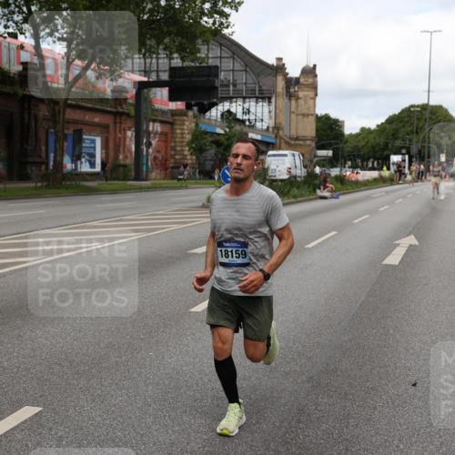 29.06.2025 - hella hamburg halbmarathon Yannick Fuchs http://msf.ph/oto/8202110 29.06.2025 10:32:05 20KM 1290, 2196, 2404, 2767, 3790, 5042, 5307, 5791, 5923, 6047, 6123, 6458, 7310, 9017, 9914, 10190, 10451, 11423, 12739, 12900, 13141, 13372, 13854, 14387, 14459, 14691, 14934, 15178, 15410, 16992, 17125, 17137, 18103, 18159, 18216, 18357, 18986 meine-sportfotos.de