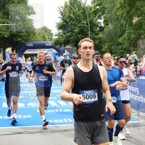 29.06.2025 - hella hamburg halbmarathon Zöllner http://msf.ph/oto/8202124 29.06.2025 10:47:44 Ziel 1320, 2708, 7962, 10969, 10988, 11283, 13948, 14618, 14619, 15451, 15478, 16205, 17229, 18430, 18970 meine-sportfotos.de