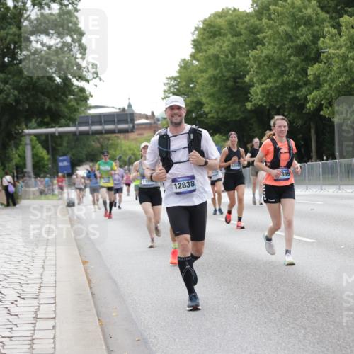 29.06.2025 - hella hamburg halbmarathon Jannik Wohlers http://msf.ph/oto/8202163 29.06.2025 10:25:32 Lombardsbrücke 1479, 3765, 4378, 4797, 5497, 6663, 8276, 10104, 10219, 11139, 11596, 11699, 11828, 11859, 12074, 12505, 12838, 12945, 12946, 14179, 14223, 14356, 16354, 16927, 17369, 19144 meine-sportfotos.de