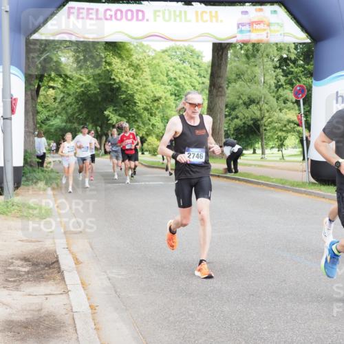 29.06.2025 - hella hamburg halbmarathon MichiJ http://msf.ph/oto/8202186 29.06.2025 10:21:43 Zwischen KM18-KM19 51, 2746, 3935, 6358, 7793, 10876, 11370, 12987, 16957, 18563 meine-sportfotos.de