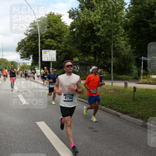 29.06.2025 - hella hamburg halbmarathon Yannick Fuchs http://msf.ph/oto/8202196 29.06.2025 10:44:47 20KM 1119, 1461, 1466, 1507, 1750, 1817, 2207, 2880, 3654, 4077, 4346, 4816, 5018, 5115, 6027, 6662, 6712, 6795, 7052, 7134, 7176, 7397, 7583, 7930, 7932, 8117, 8572, 8704, 8819, 9057, 11214, 11356, 11607, 12016, 12624, 12949, 13008, 13687, 13701, 13875, 14034, 14125, 14257, 14626, 15362, 15395, 15720, 15803, 15950, 16285, 16291, 16716, 17179, 17221, 17384, 18006, 18066, 18370, 18394, 18489, 18811 meine-sportfotos.de