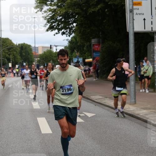 29.06.2025 - hella hamburg halbmarathon Yannick Fuchs http://msf.ph/oto/8202238 29.06.2025 10:32:06 20KM 1290, 2196, 2404, 2767, 3790, 5042, 5791, 5923, 6047, 6458, 9017, 9914, 10190, 10451, 11423, 12739, 12900, 13141, 13148, 13372, 13854, 14387, 14459, 14934, 15178, 15410, 16992, 17125, 17137, 18103, 18159, 18216, 18357, 18986 meine-sportfotos.de