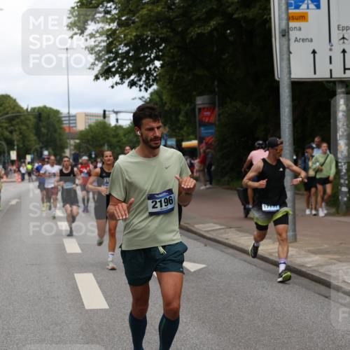 29.06.2025 - hella hamburg halbmarathon Yannick Fuchs http://msf.ph/oto/8202259 29.06.2025 10:32:06 20KM 1290, 2196, 2404, 2767, 3790, 5042, 5791, 5923, 6047, 6458, 9017, 9914, 10190, 10451, 11423, 12739, 12900, 13141, 13148, 13372, 13854, 14387, 14459, 14934, 15178, 15410, 16992, 17125, 17137, 18103, 18159, 18216, 18357, 18986 meine-sportfotos.de