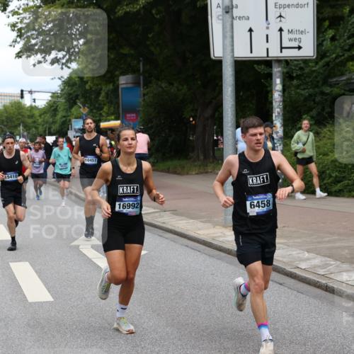 29.06.2025 - hella hamburg halbmarathon Yannick Fuchs http://msf.ph/oto/8202282 29.06.2025 10:32:08 20KM 1290, 1505, 2196, 2404, 2767, 3790, 5042, 5791, 5923, 6047, 6458, 9017, 9914, 10190, 10451, 11106, 11423, 12739, 12900, 13141, 13148, 13372, 13854, 14387, 15178, 15410, 16992, 17125, 17137, 18103, 18159, 18216, 18357, 18986 meine-sportfotos.de
