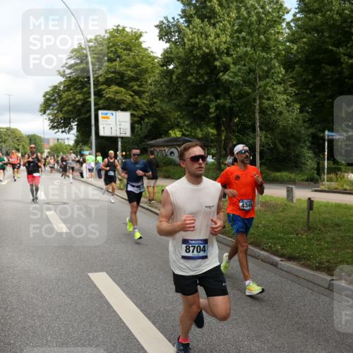29.06.2025 - hella hamburg halbmarathon Yannick Fuchs http://msf.ph/oto/8202292 29.06.2025 10:44:47 20KM 1119, 1461, 1466, 1507, 1750, 1817, 2207, 2880, 3654, 4077, 4346, 4816, 5018, 5115, 6027, 6662, 6712, 6795, 7052, 7134, 7176, 7397, 7583, 7930, 7932, 8117, 8572, 8704, 8819, 9057, 11214, 11356, 11607, 12016, 12624, 12949, 13008, 13687, 13701, 13875, 14034, 14125, 14257, 14626, 15362, 15395, 15720, 15803, 15950, 16285, 16291, 16716, 17179, 17221, 17384, 18006, 18066, 18370, 18394, 18489, 18811 meine-sportfotos.de